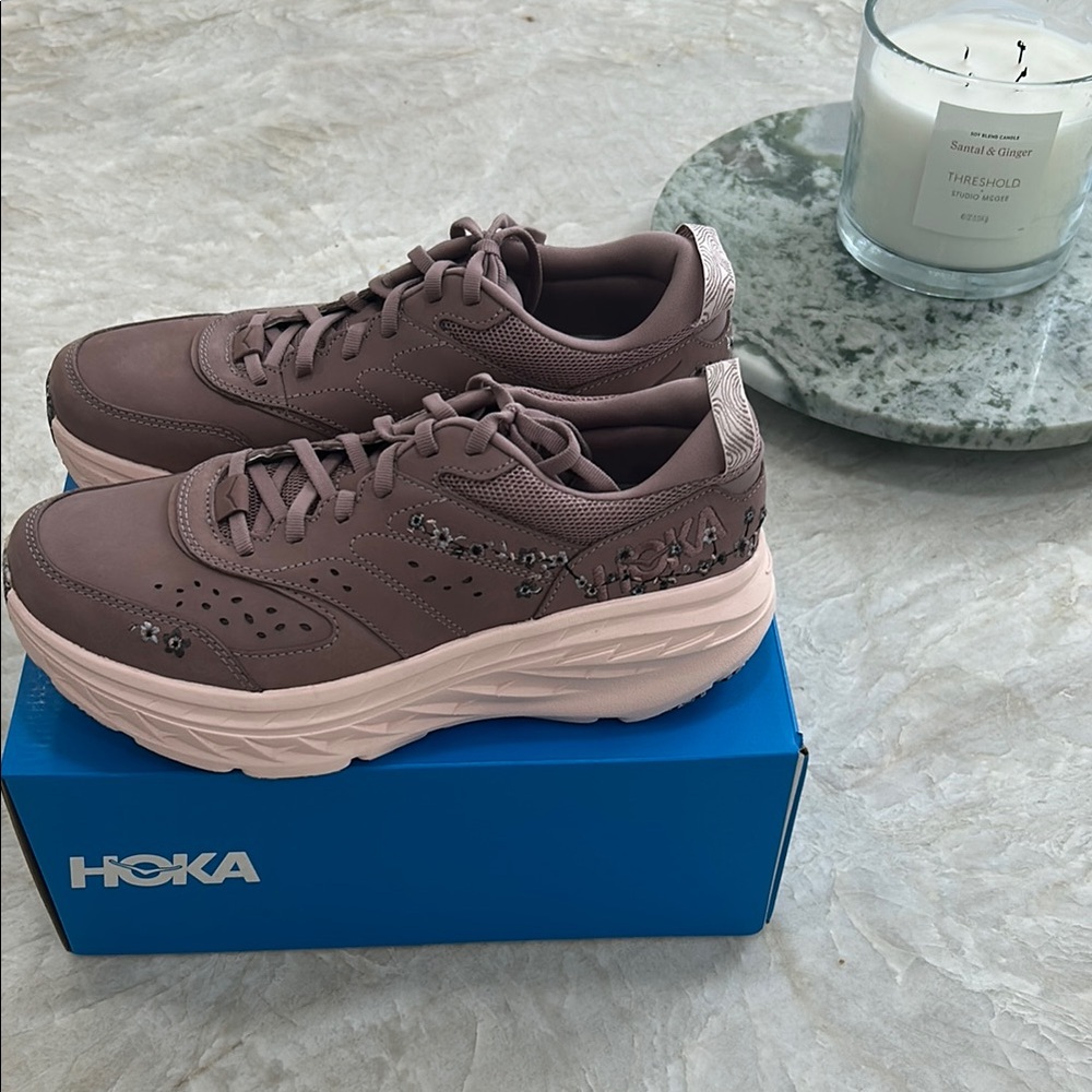 NEW Hoka Bondi Bloom Quartzite Sneakers size 9